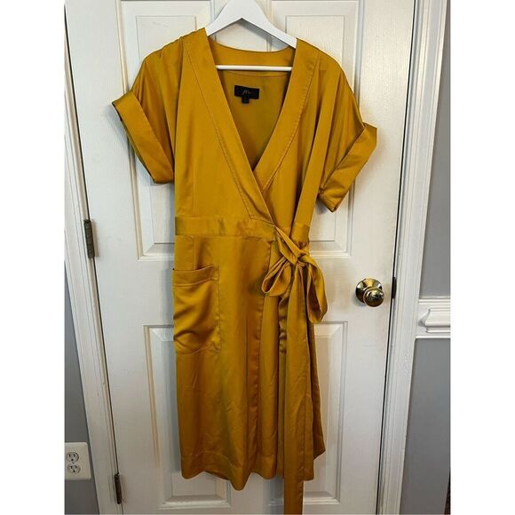 J. Crew Golden Mustard Short Sleeve Wrap Dress sz L EUC - Picture 2 of 7